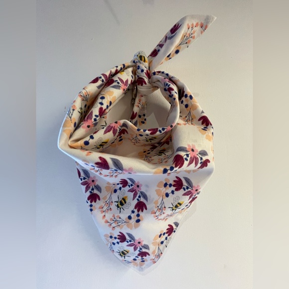 HANDMADE DOG BANDANA - Picture 1 of 3